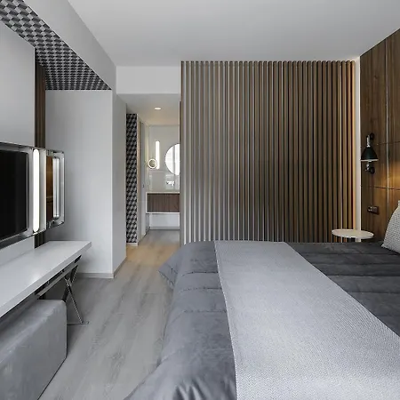Evridiki Hotel 4*