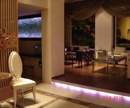 Evridiki 4*